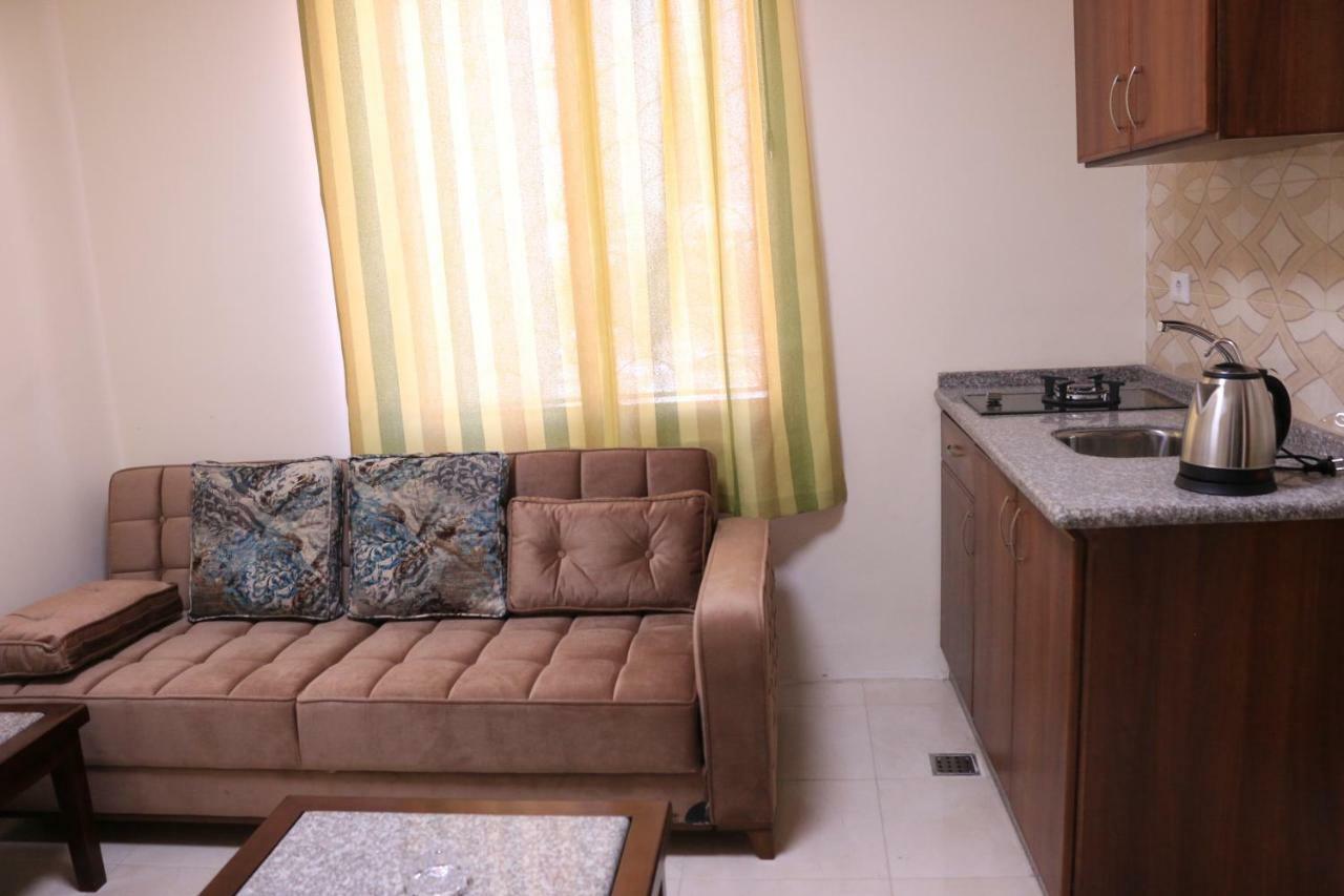 Badan Suites Safut Exterior foto